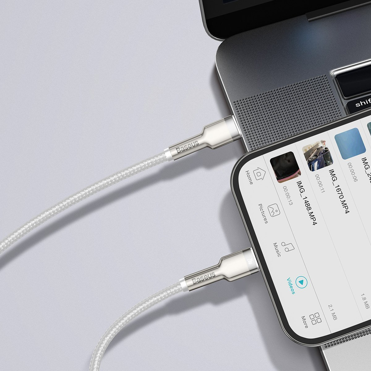 Kabllo karikimi Baseus CATLJK-A02, USB-C në Lightning, 1 m, e bardhë