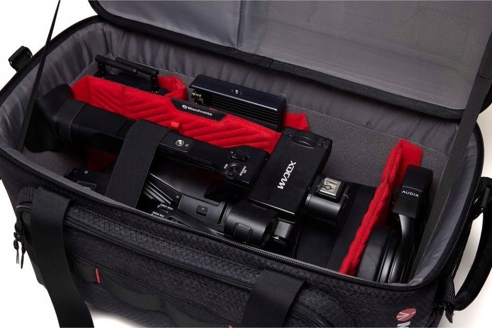 Çantë shpatullash Manfrotto Pro Light Cineloader Large, profesionale për kamera, kapacitet deri 25 kg, e zezë