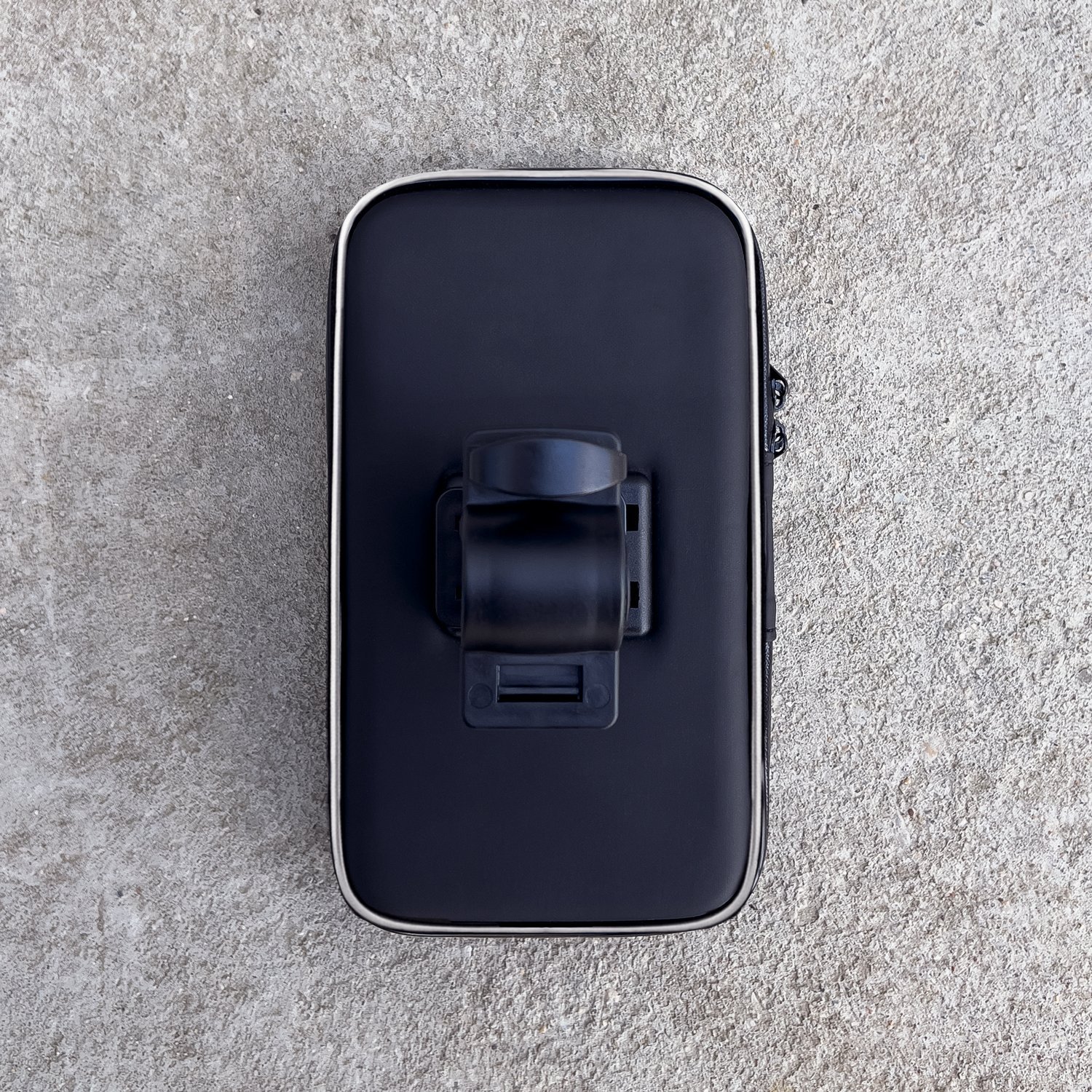 Mbajtëse telefoni Wozinsky WBHBK7, për biçikletë motorr dhe trotinet, me këllëf të mbyllur, e zezë