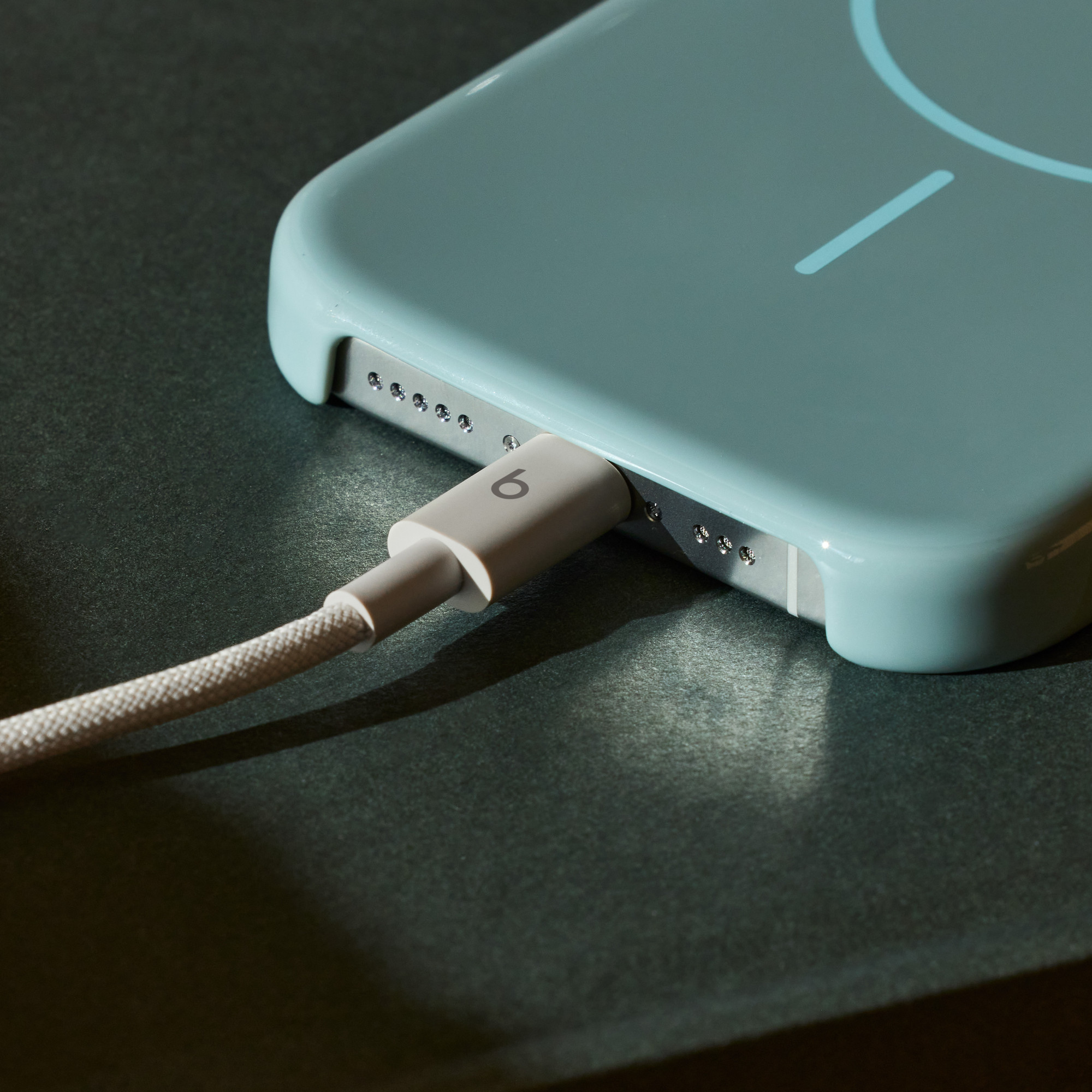 Beats USB-A to USB-C Woven Cable (1.5 m), Surge Stone