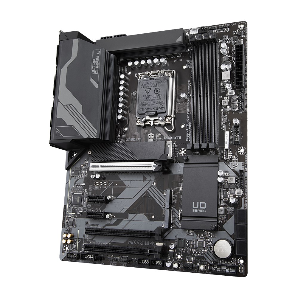 Pllakë amë Gigabyte Z790 UD