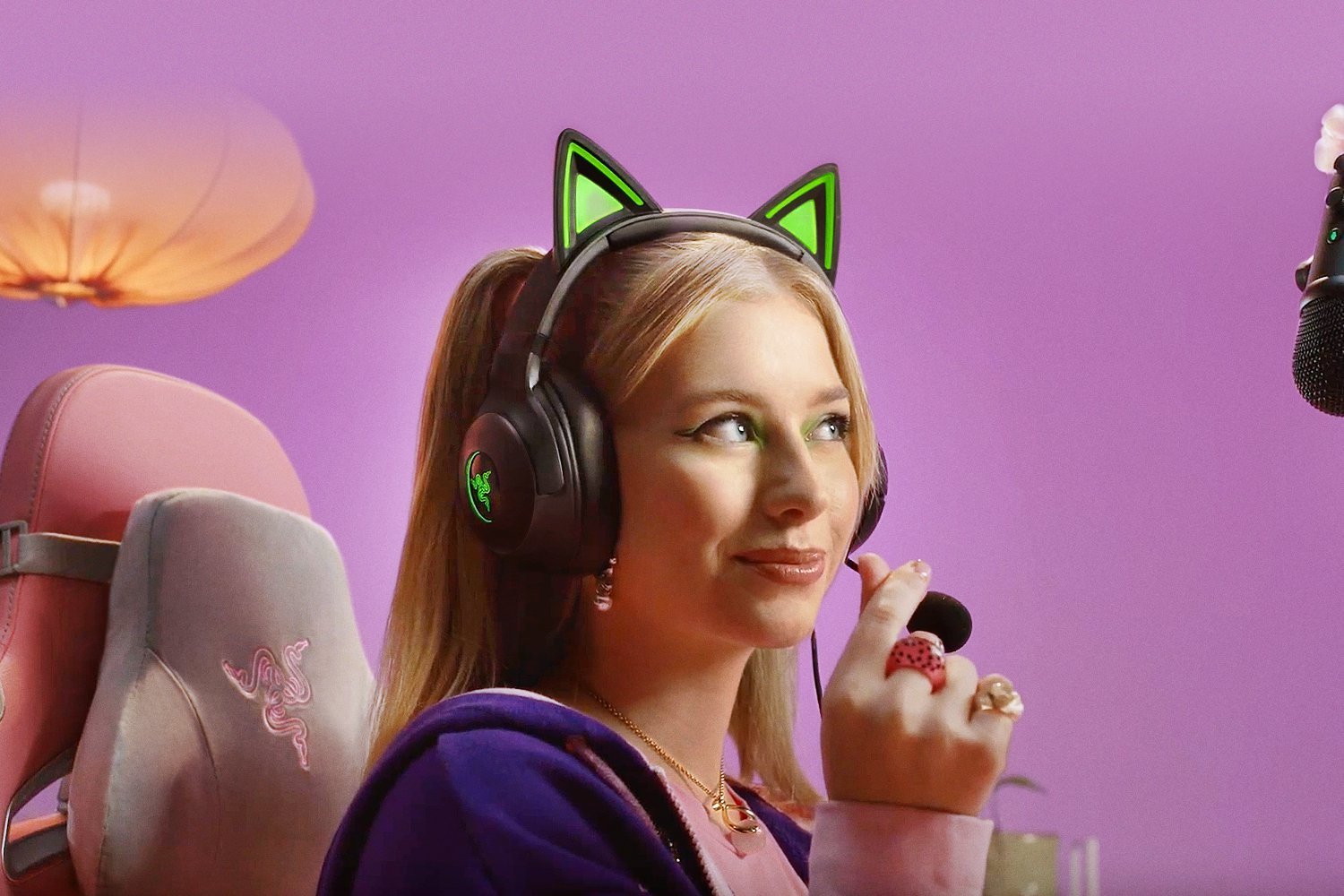 Kufje gaming Razer Kraken Kitty V2, me kabllo, me ndriçim RGB, të zeza