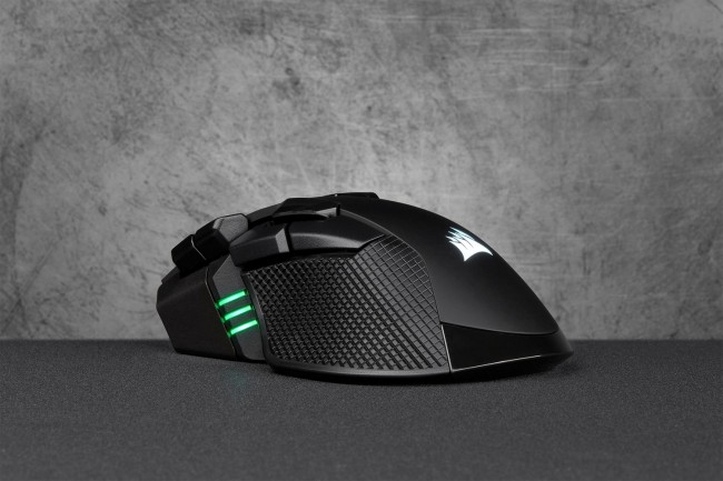 Гејминг глушец Corsair IRONCLAW RGB Wireless, безжичен, црн
