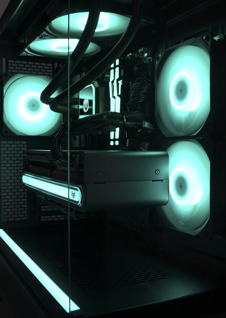 Kompjuter Actina AMD Ryzen 7 7800X3D, RX 7900 XTX, 1TB SSD, i zi