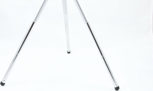 Tripod tavoline Massa, 12-20cm, kokë 3D, argjendtë