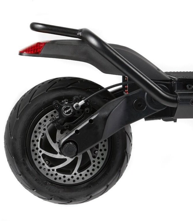 Skuter elektrik Kaabo Wolf Warrior 11 Plus, 80 km/h, deri 100 km autonomi, i zi