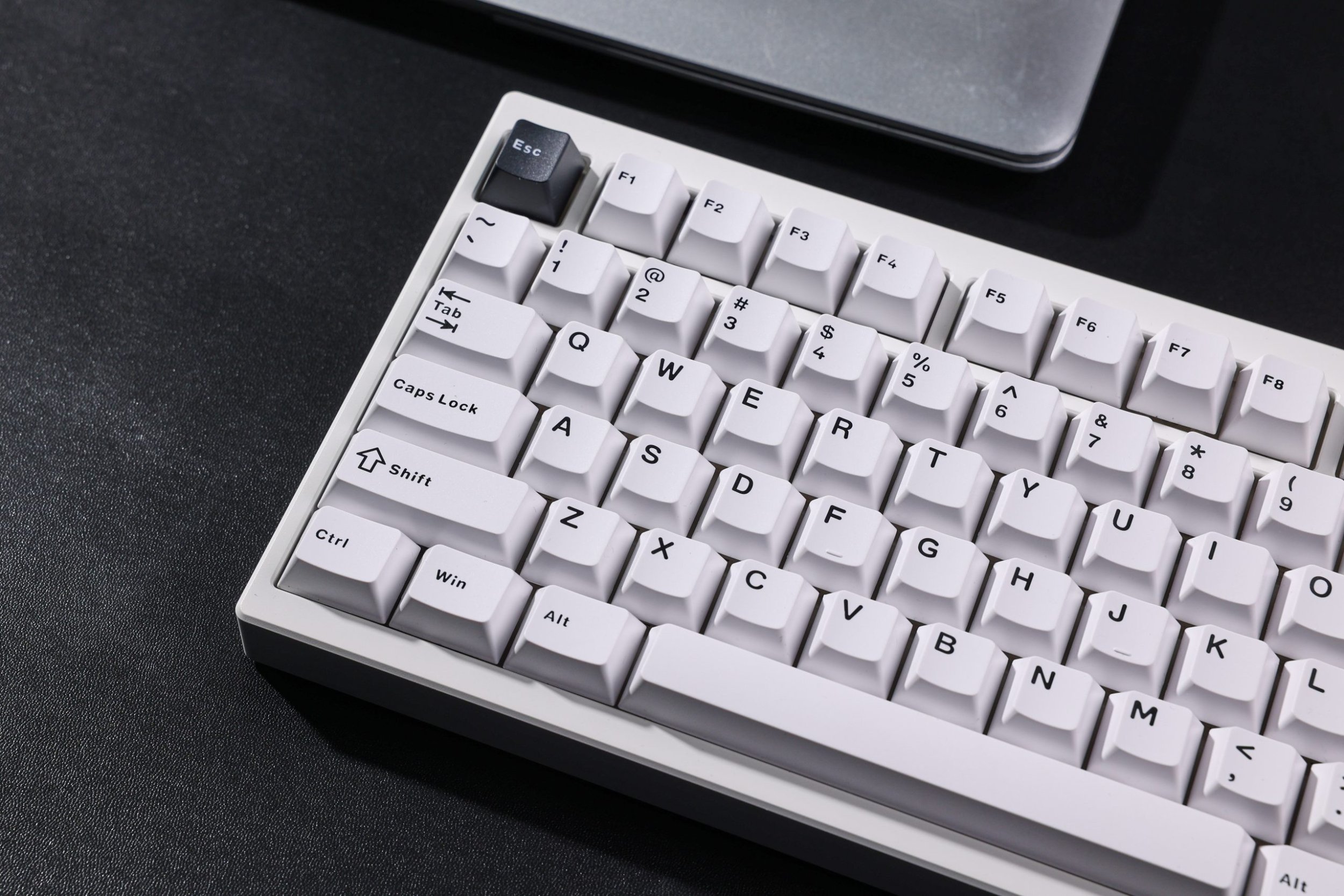 Tastierë gaming MCHOSE GX87 Ultra, mekanike wireless, TKL, e bardhë