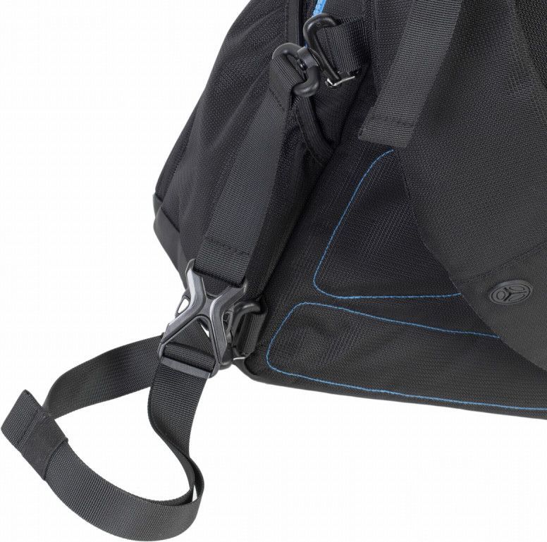 Çantë shpine me një rrip RivaCase 7870 për mini dronë dhe laptopë 13.3"