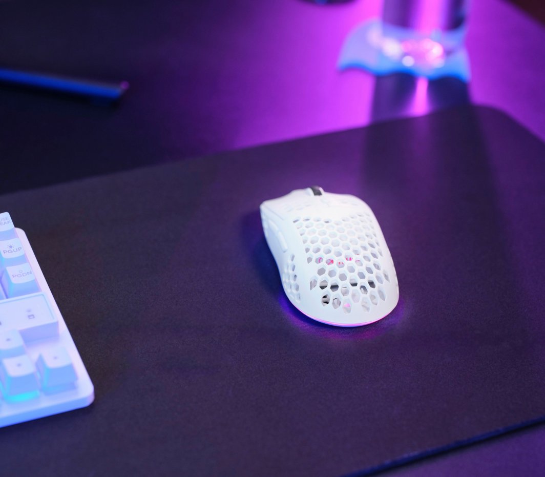 Maus gaming Trust GXT 929 Helox, pa tela, 4800 DPI, i zi