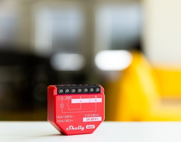 Ndërprerës smart Shelly 1PM Gen3, Bluetooth dhe Wi‑Fi, matje energjie