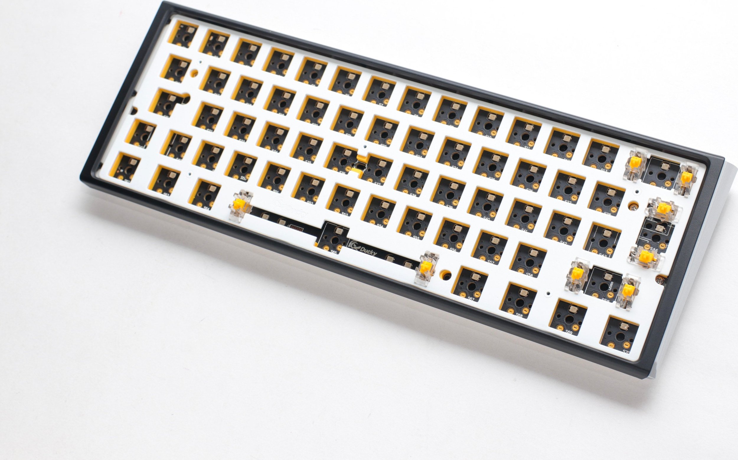 Tastierë mekanike Ducky One 3 Mini Barebone, 60%, RGB, ISO