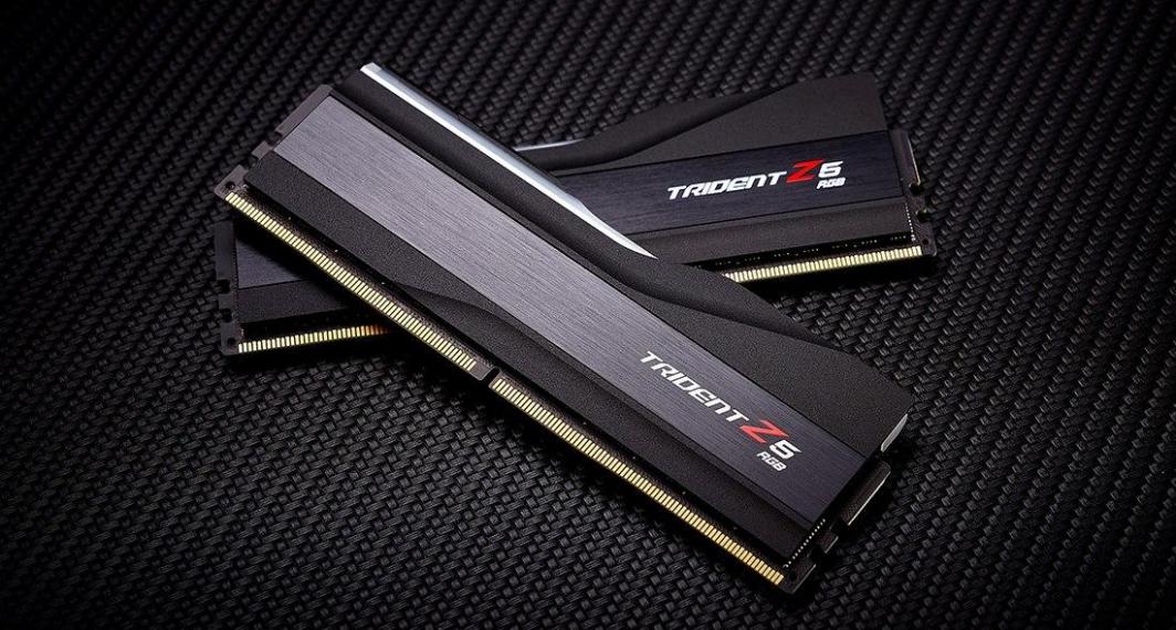 Memorie G.Skill Trident Z5 RGB, DDR5, 32 GB, 5600 MHz, CL40, F5-5600J4040C16GX2-TZ5RK