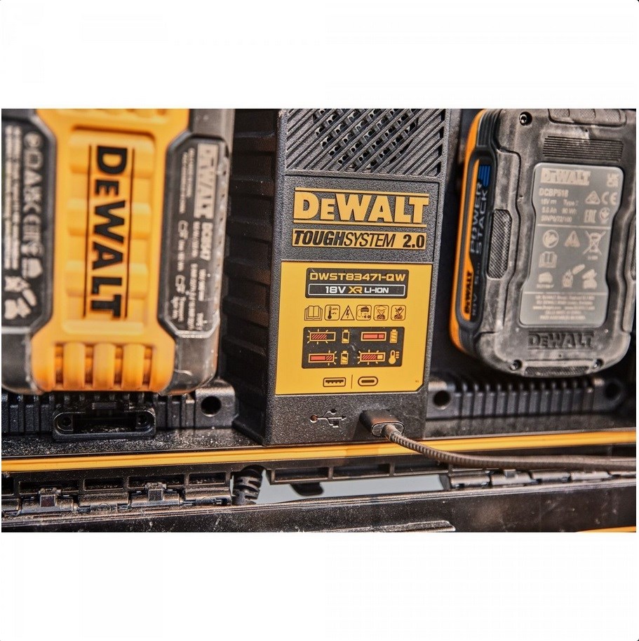 Kuti veglash Dewalt Toughsystem 2.0 DWST83471-QW, me karikues baterish, rezistente ndaj ujit, e verdhë