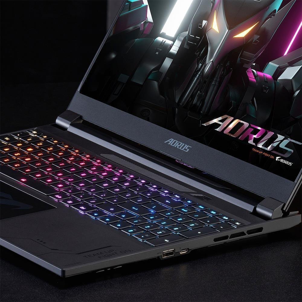 Лаптоп Gigabyte Aorus 15X ASF, Intel Core i7-13650HX, 16GB RAM, 1TB SSD, NVIDIA GeForce RTX 4070,темно сива боја