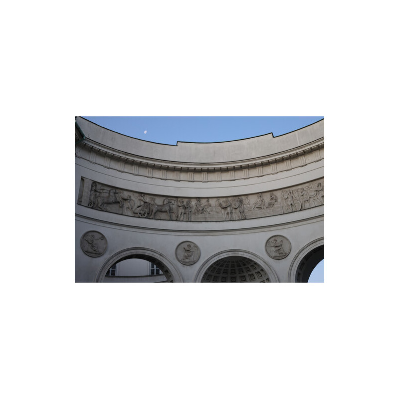 Canon RF 50mm f/1.4 L VCM