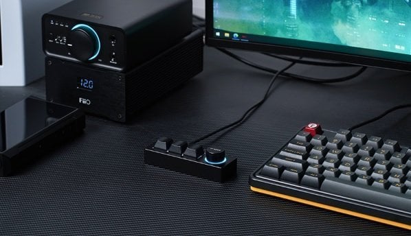 Мултимедијална тастатура FiiO KB1K, Kailh BOX White, RGB, металик сива