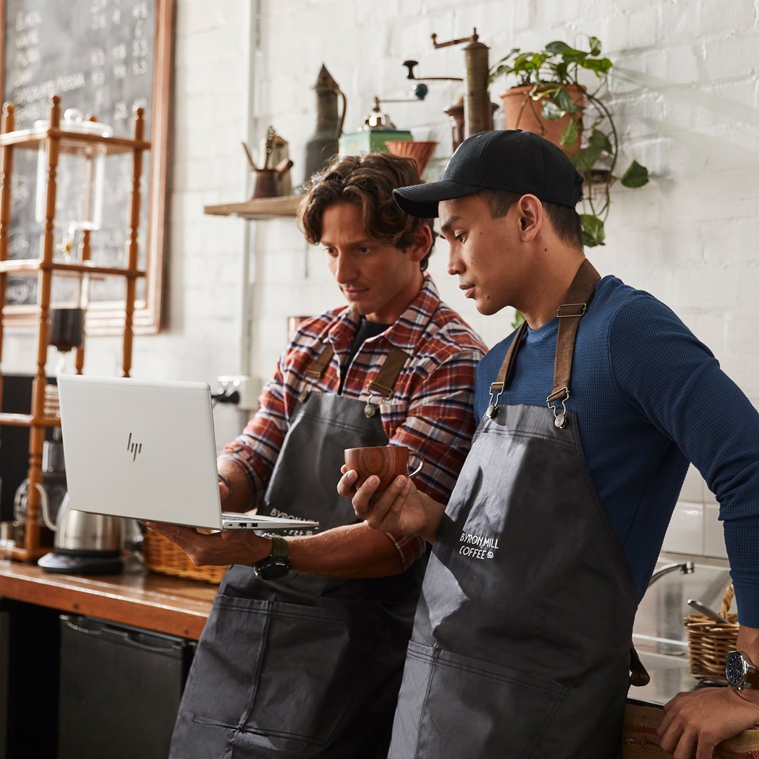 Laptop HP EliteBook 645, 14", AMD Ryzen 5 5625U, 16 GB RAM, 512 GB SSD, i argjendtë