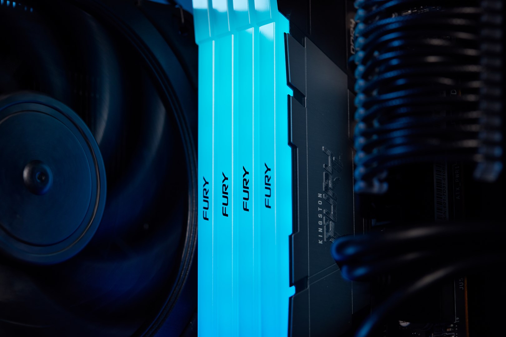 Memorie RAM Kingston FURY 16GB 3600MT/s DDR4 CL16 DIMM 1Gx8 Renegade RGB