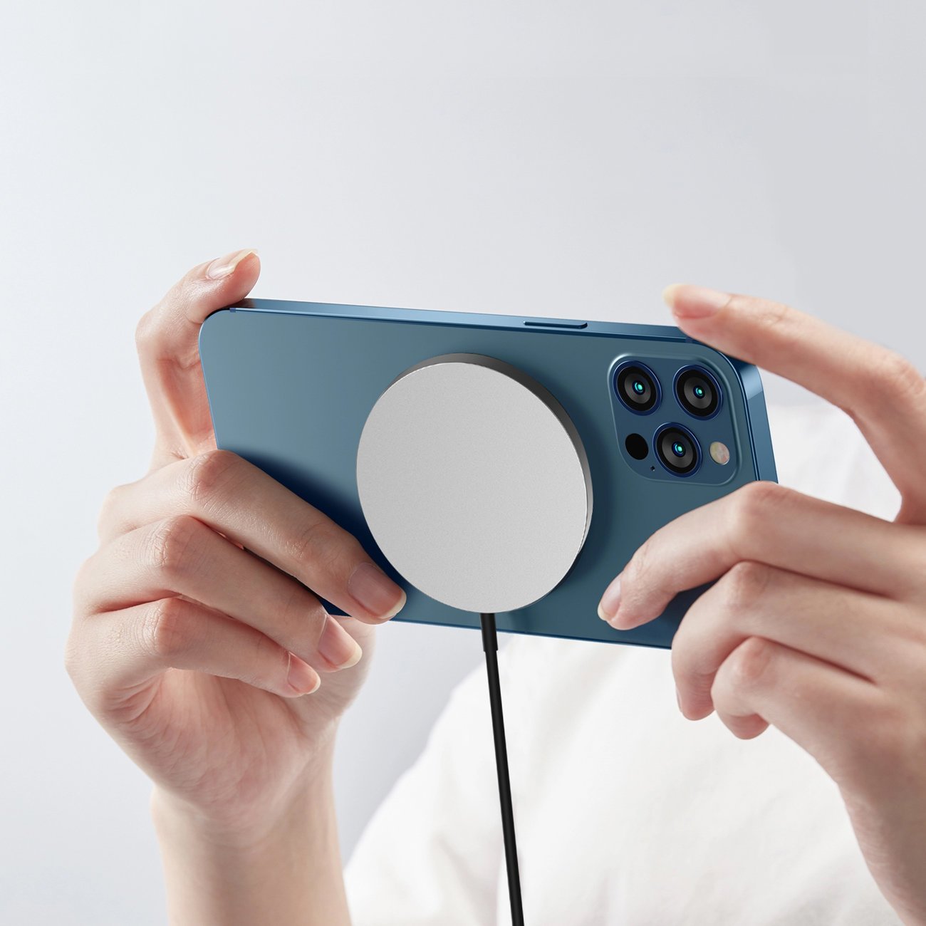 Karikues wireless Dudao Kit 15W, MagSafe Qi, adapter AC 20W, i bardhë