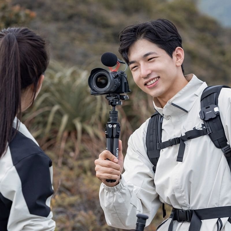 Tripod karboni Ulanzi TT35, 28cm, për kamera dhe telefon, i zi