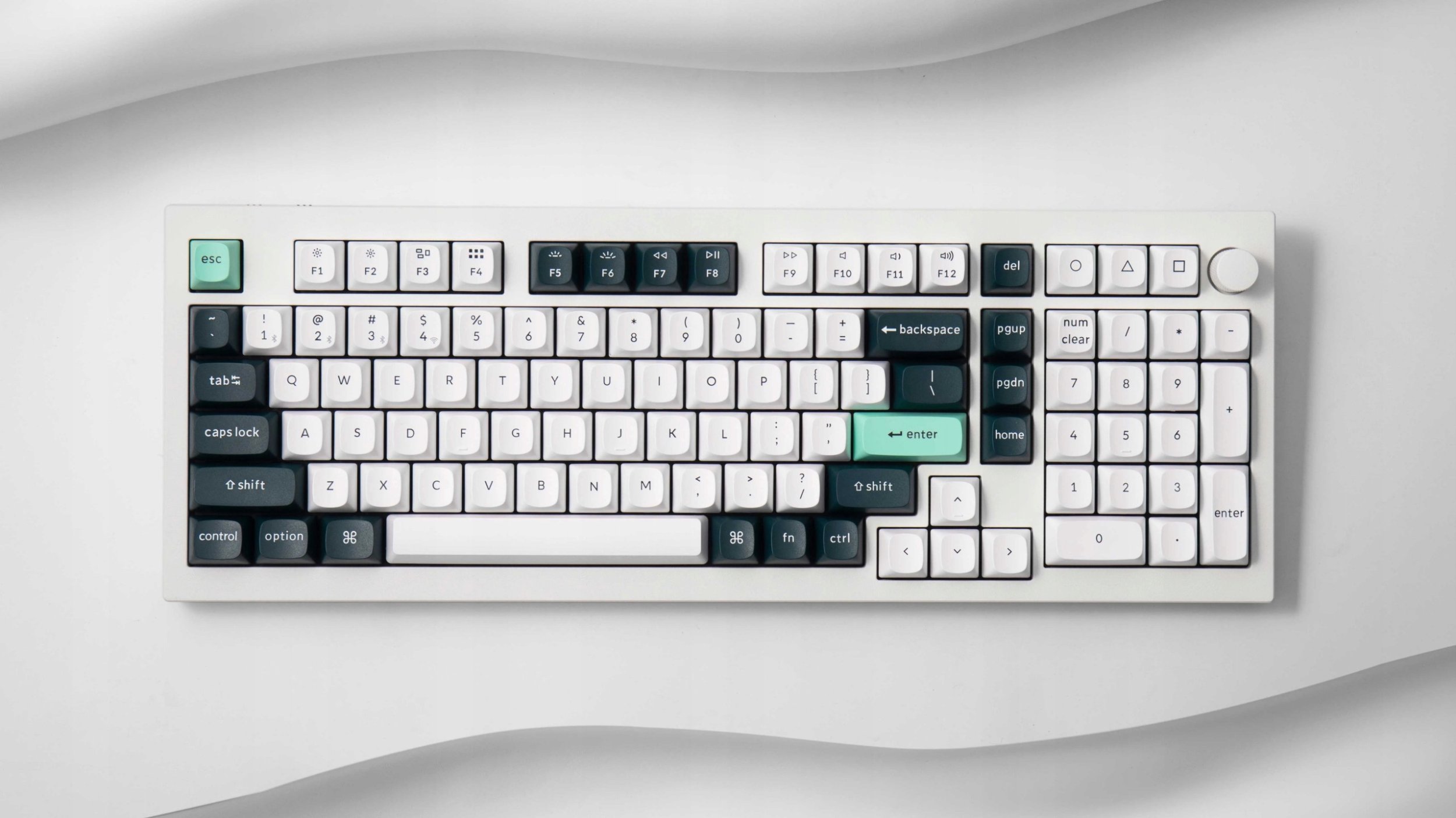 Tastierë mekanike Keychron Q5 HE, Gateron Hall Effect, 2.4 GHz dhe Bluetooth