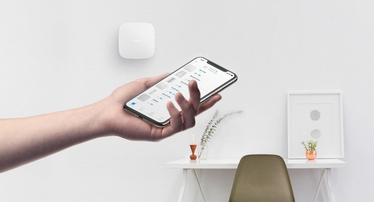 Qendër alarmi Ajax Hub, pa tela, e bardhë