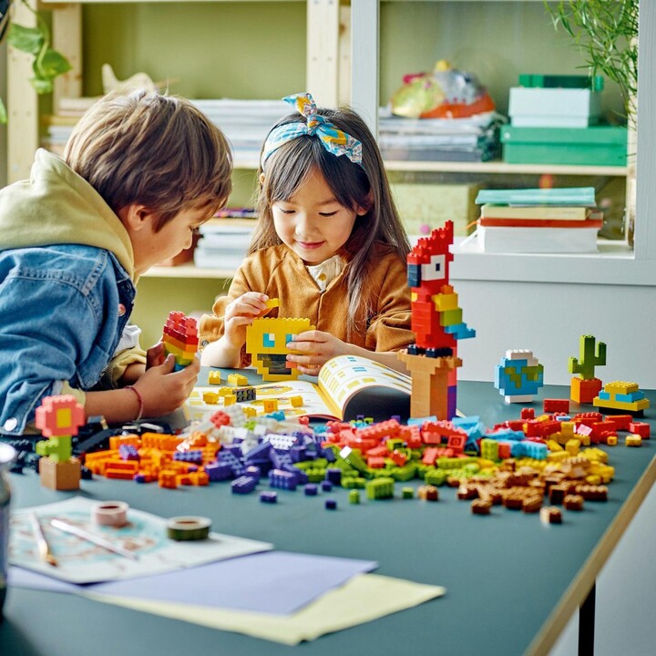 Set LEGO® Classic 11030 Big pack of bricks, 1000 pjesë
