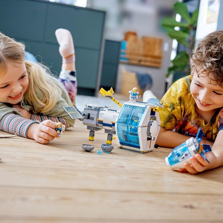 Set LEGO® City 60349 Lunar Space Station, 500 pjesë