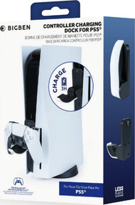 Stendë vertikale Nacon për PS5, me karikues DualSense, me port USB A, e zezë