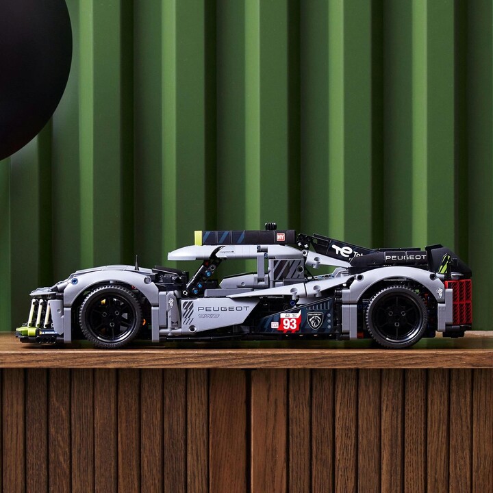 Lodër LEGO® Technic 42156 PEUGEOT 9X8 24H Le Mans Hybrid Hypercar