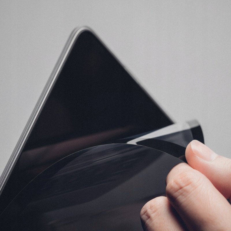 Mbrojtës ekrani Moshi iVisor XT për MacBook Pro 14" M1 2021, i kthjellët, kornizë e zezë