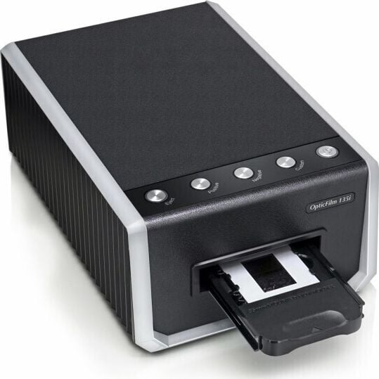 Skaner filmi Plustek OpticFilm 135i, 7200 dpi, skanim panoramik, i zi