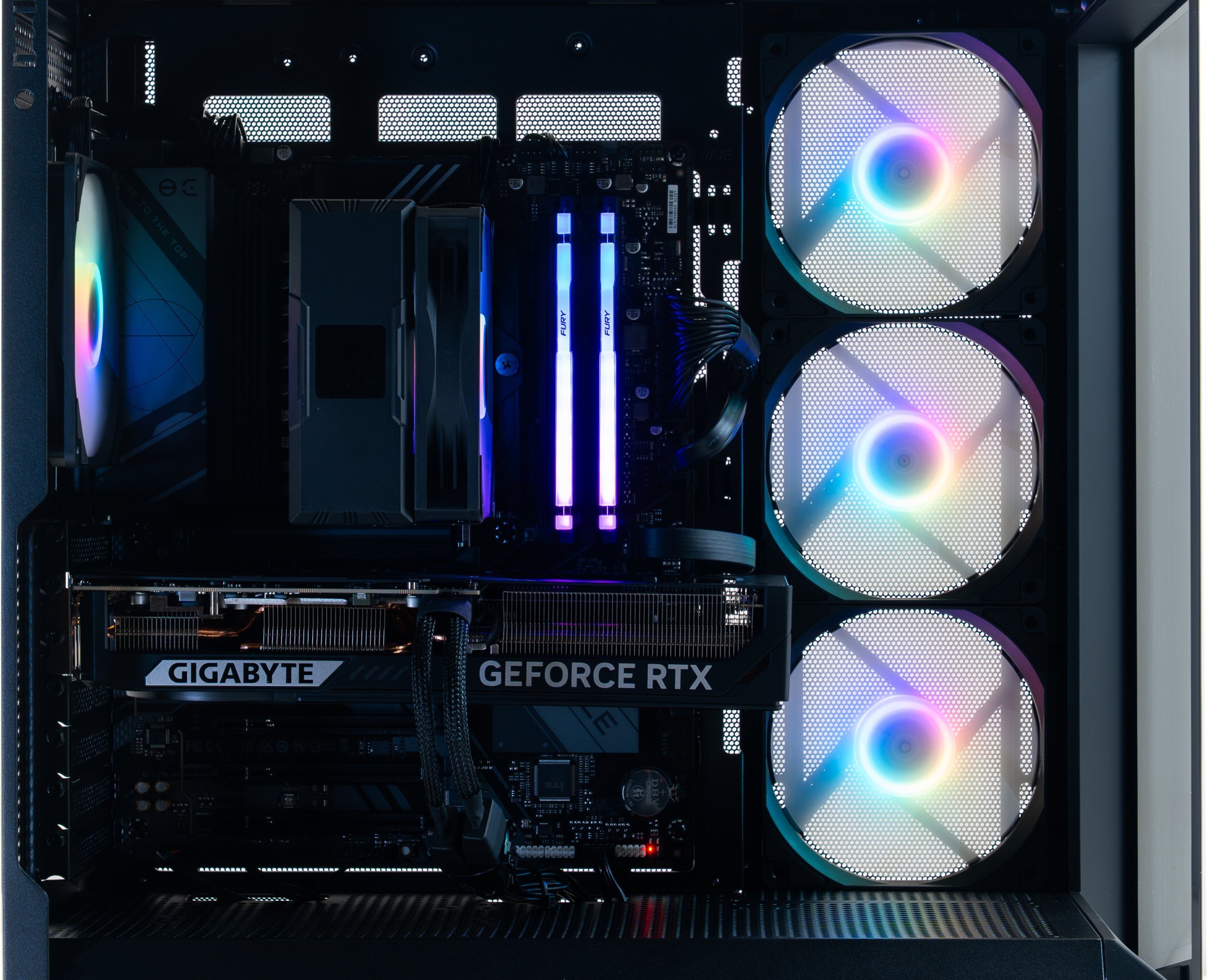 Kompjuter gaming Game X G100, Core Ultra 7 265KF, 32GB RAM, RTX 5070 Ti, 512GB SSD, i zi