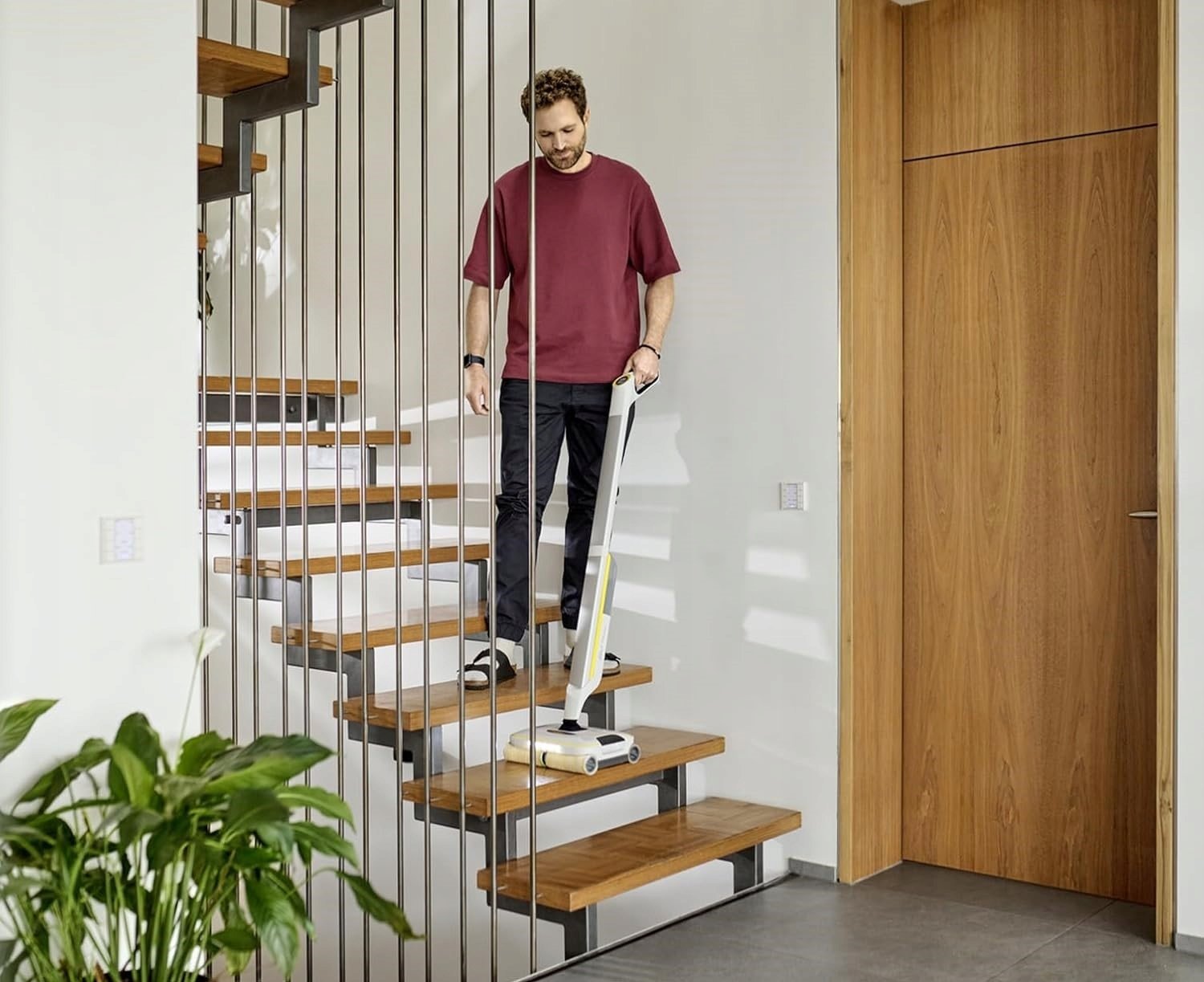 Pastrues dyshemesh Kärcher FC 8 Smart Signature Line, me bateri, 4 rula, i verdhë