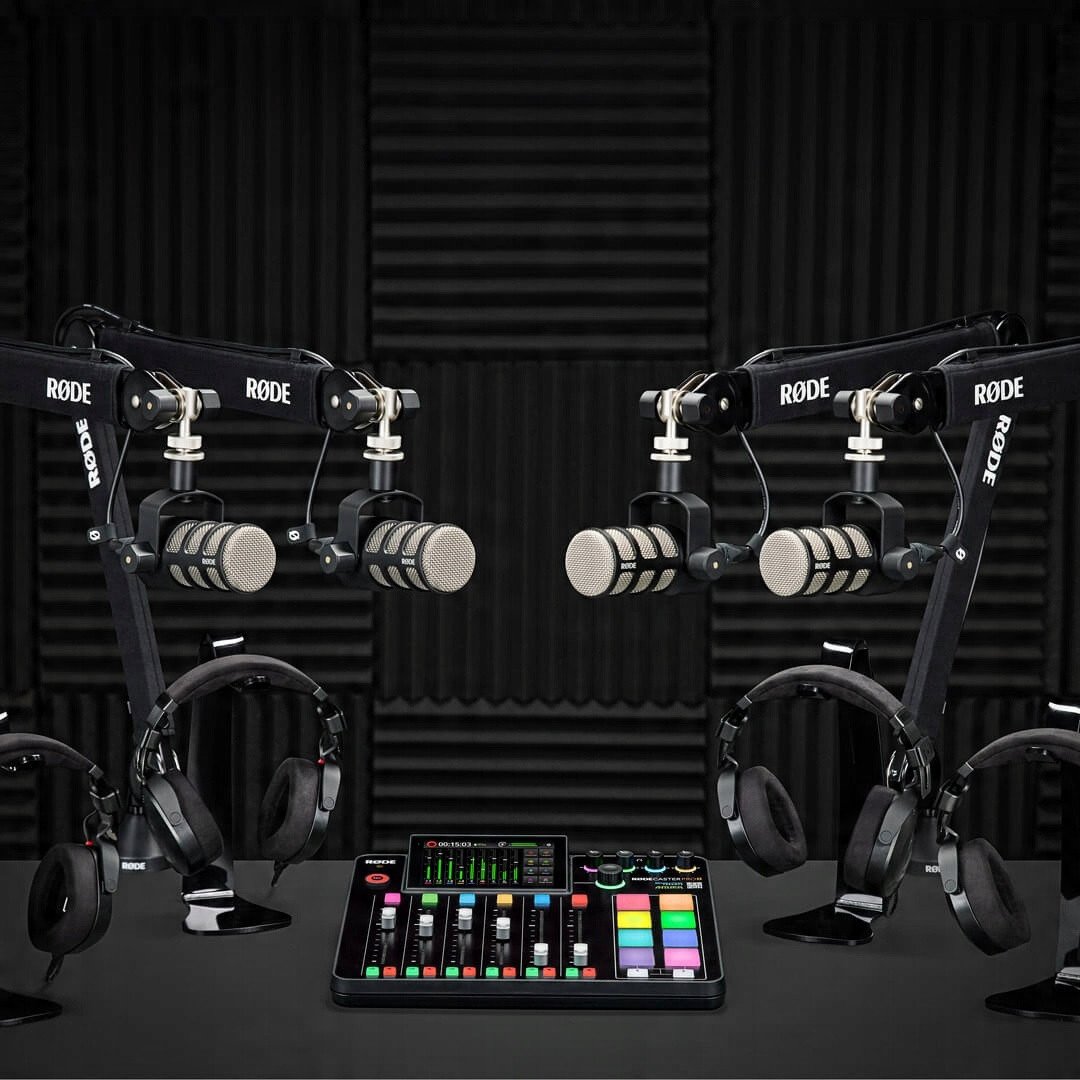 Set podcasti RODE Ultimate Podcaster Bundle Colors, 4 mikrofona PodMic, mikser RODECaster Pro II, kabllo me ngjyra