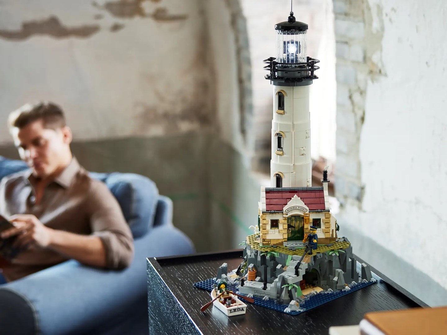 Set ndërtimi LEGO Ideas Motorized Lighthouse 21335, motor i motorizuar, mbi 2000 pjesë, shumëngjyrësh