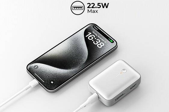 Надворешна батерија Aukey Spark Mini, 10000mAh, 20W USB C USB A, бела