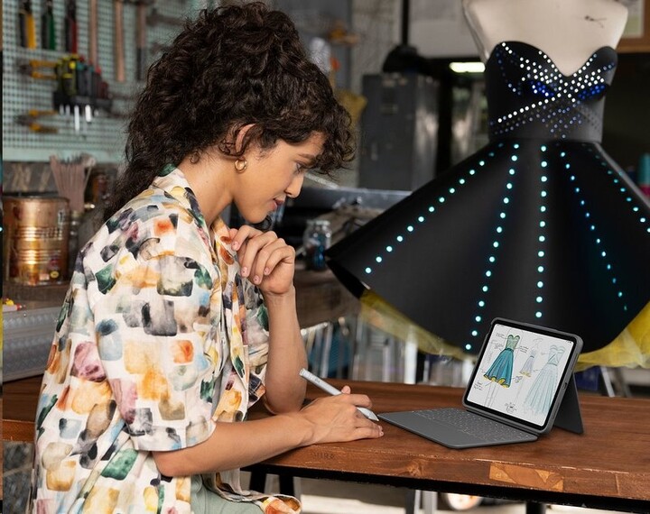 Laps dixhital Logitech Crayon, i argjendtë