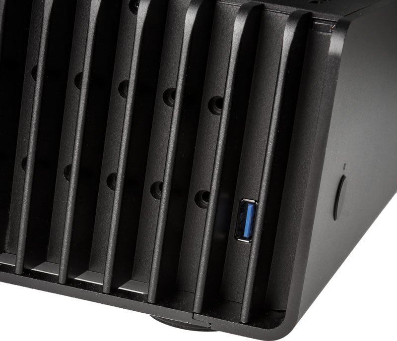 Kasë Streacom FC9 Alpha Optical, HTPC