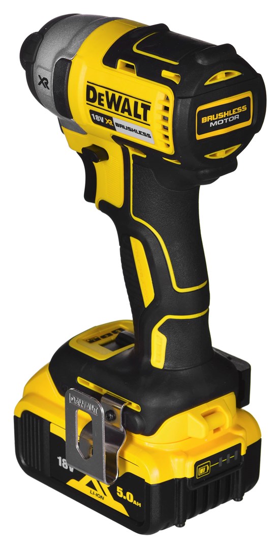 Set veglash pa kabllo Dewalt DCK266P2T QW, 18V, 2x 5.0Ah, i verdhë