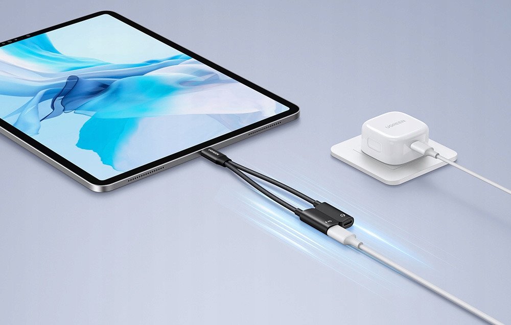 Адаптер USB C UGREEN Магнетен Сплитер, 1 во 2, аудио и полнење PD 60W, црн
