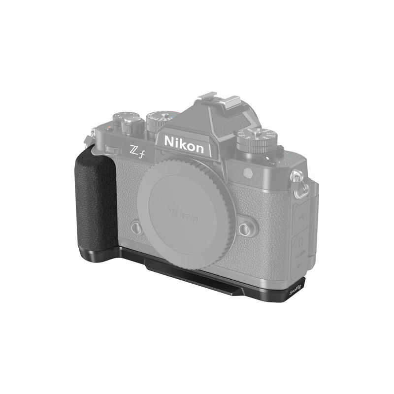 Nikon Zf kit with 40mm SE + Smallrig Grip