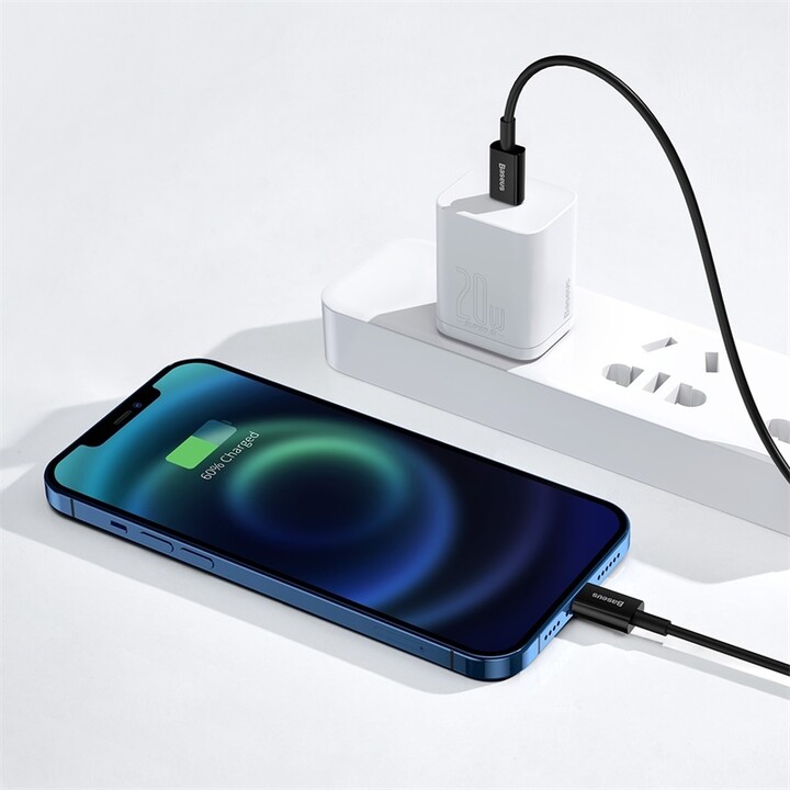 Baseus кабел за полнење/податоци, Superior Series USB-C - Lightning, 20W, 1m, црна