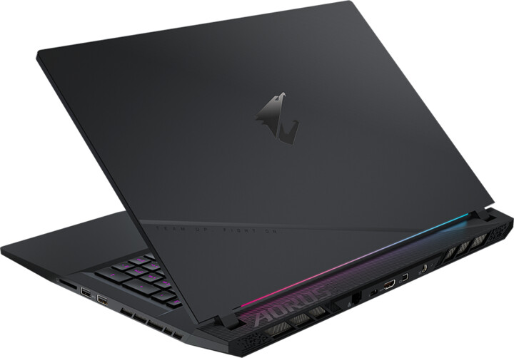 Лаптоп GIGABYTE AORUS 17 (2023), Intel Core i7 13700H, 16 GB DDR5, 1 TB SSD, NVIDIA GeForce RTX 4070, црна боја