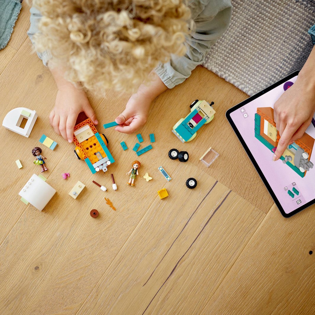 Set LEGO® Friends 41726 Holiday Camping, 87 pjesë