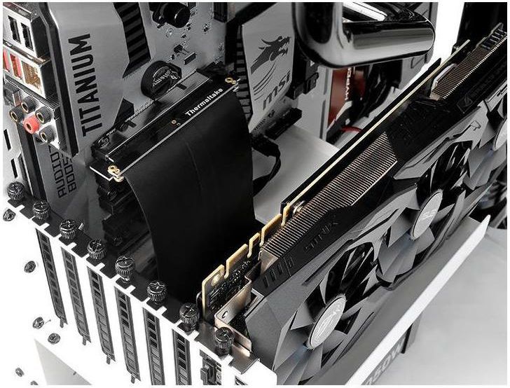 Kabllo zgjeruese Thermaltake (AC-053-CN1OTN-C1), PCIe x16, 0.2 m, e zezë