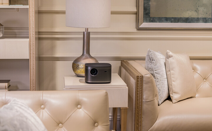 Projektor XGIMI Horizon, i argjendtë