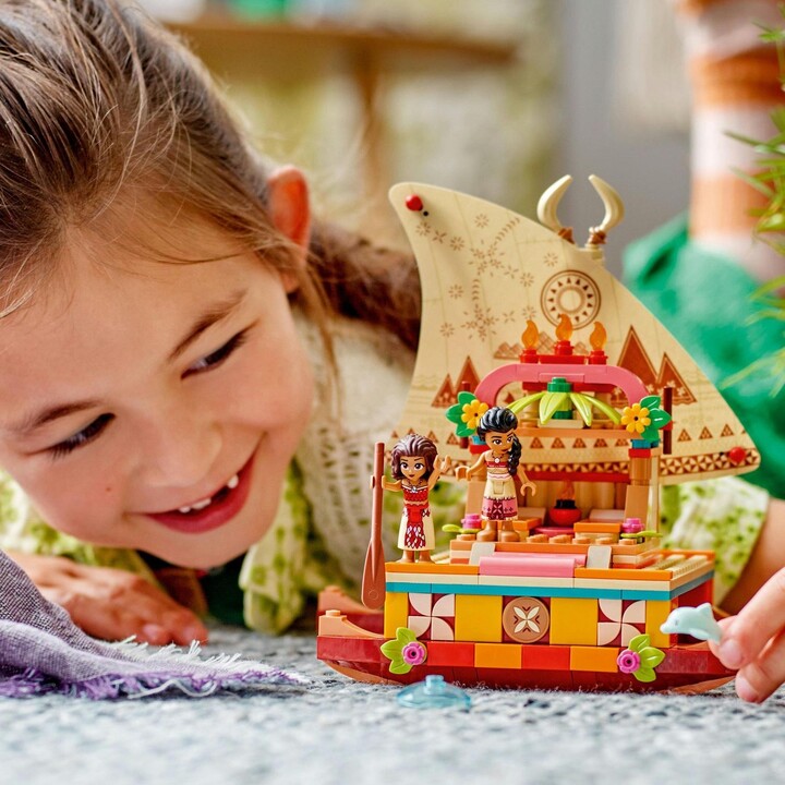 Set LEGO® Disney princess 43210 Viana and her discovery ship, 321 pjesë