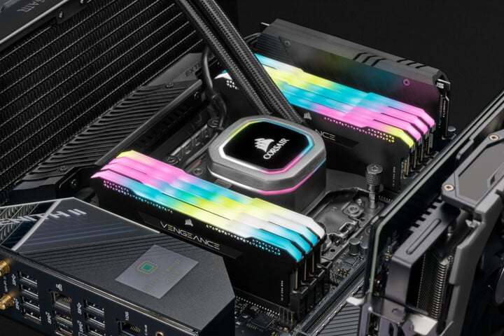 [OUTLET] Memorie RAM Corsair Vengeance RGB PRO SL 32GB (2x16GB) DDR4 3200 CL16, e zezë
