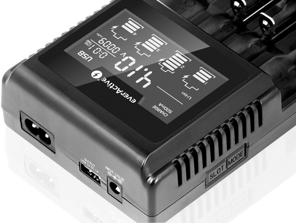 Karikues baterish EverActive UC-4000, universal Ni-MH Li-ion, ekran LCD, i zi